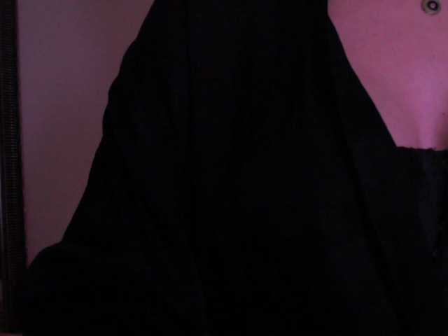 Sex chat gratuit in direct cu MissyDior pe BongaCams