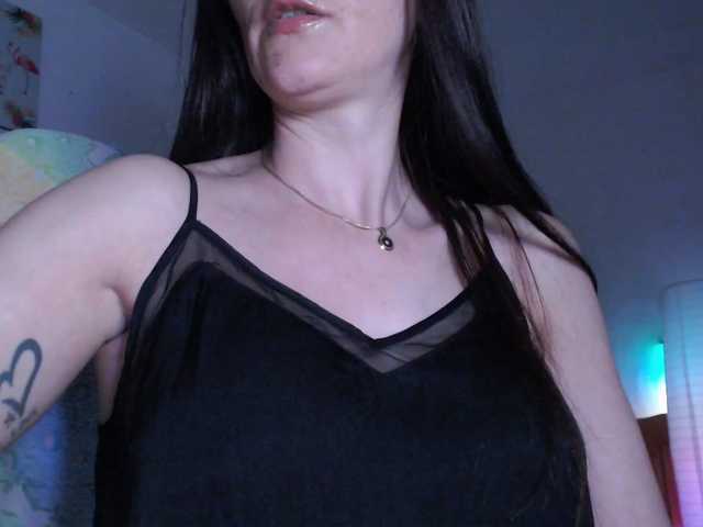 MissyDior's BongaCams show and profile