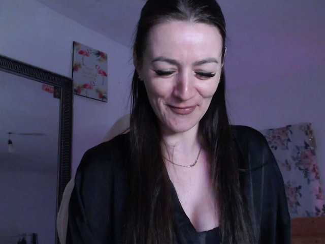 MissyDior's BongaCams show and profile