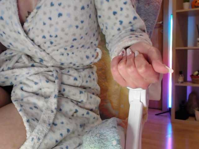 MissyDior's BongaCams show and profile