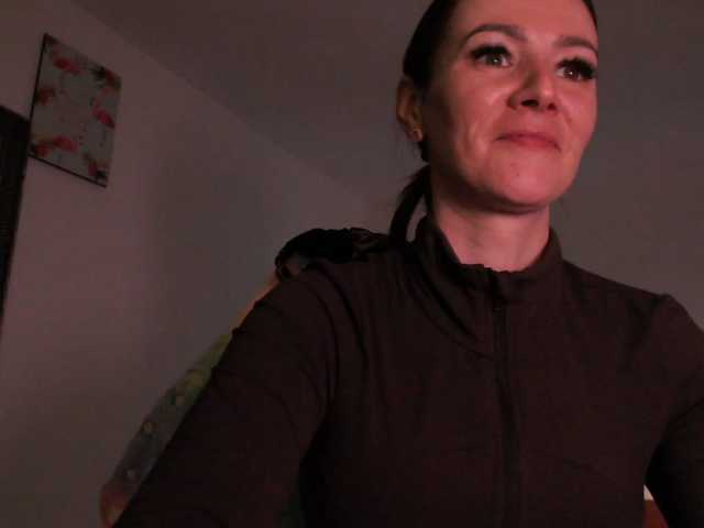 MissyDior's BongaCams show and profile