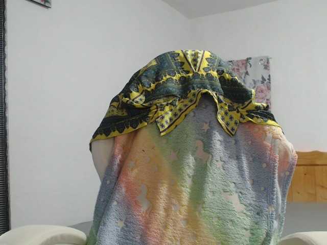 MissyDior's BongaCams show and profile