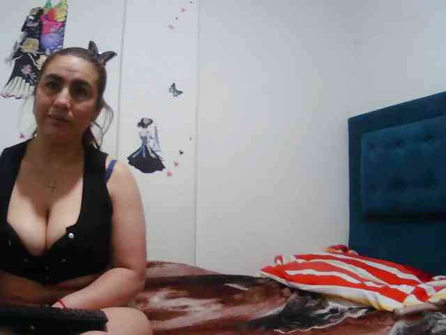 Addystuart- Addystuart-