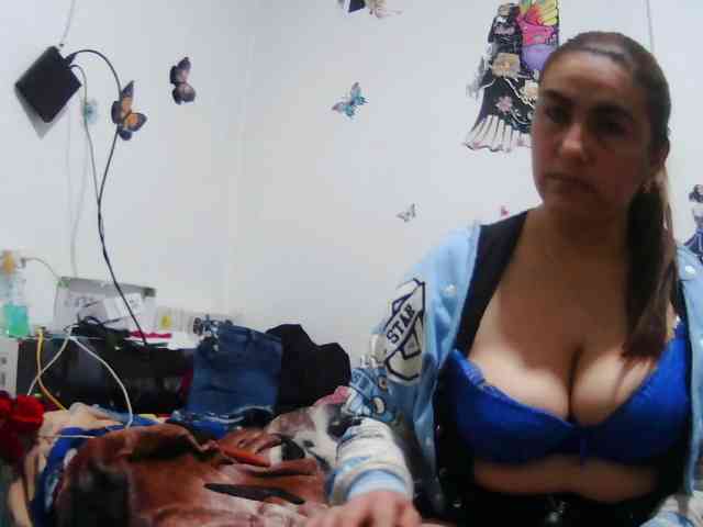 Addystuart- webcam