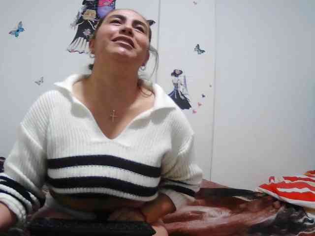 Addystuart- Addystuart-