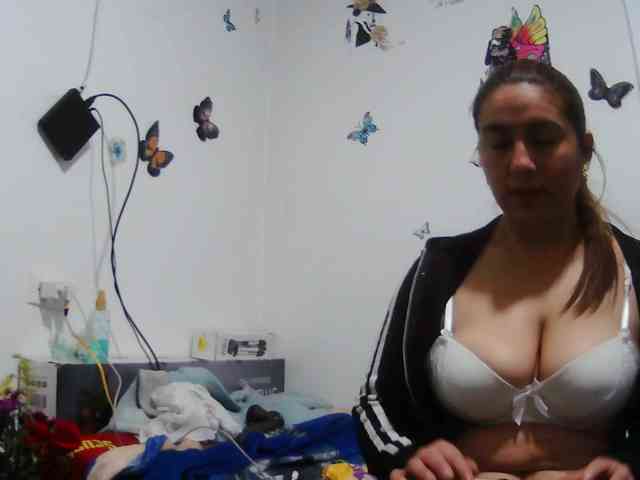 Addystuart- webcam