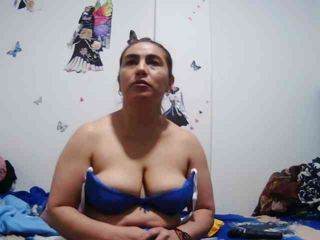 Addystuart- webcam