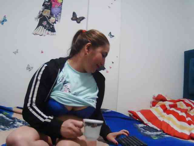 Addystuart- Addystuart-