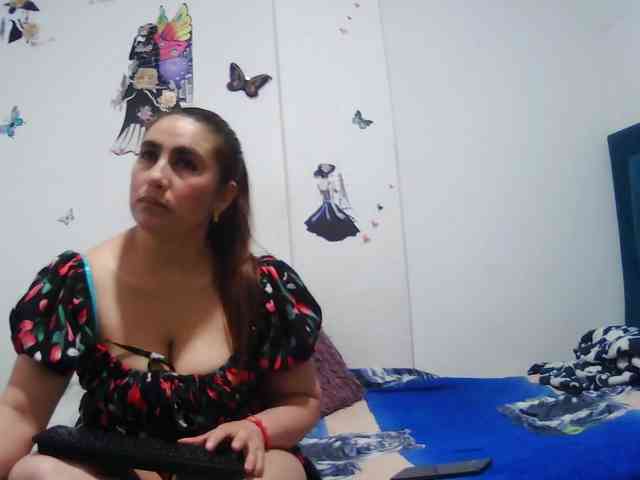 Addystuart- Addystuart-