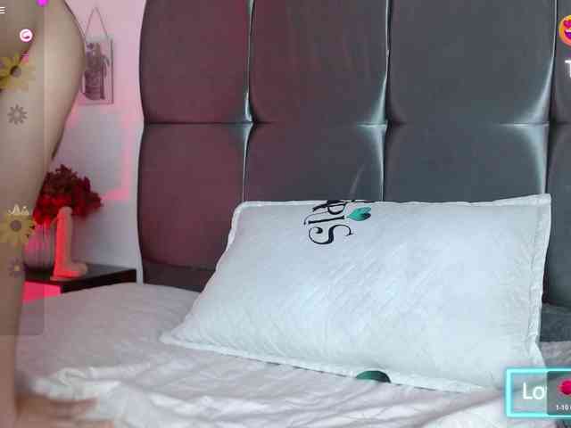 Dream-wish Live Webcam on BongaCams