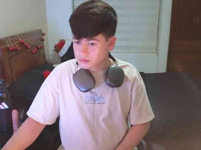 tightncuteass Live Webcam on {site_name}