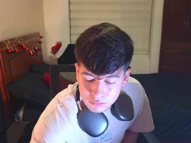 tightncuteass Live Webcam on {site_name}