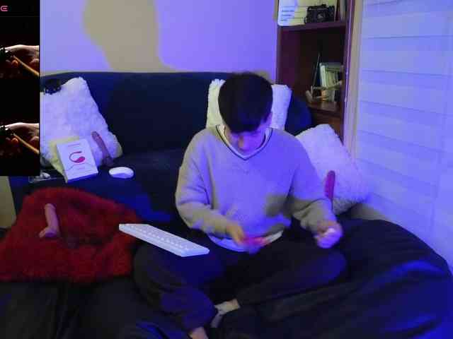 tightncuteass Live Webcam on BongaCams