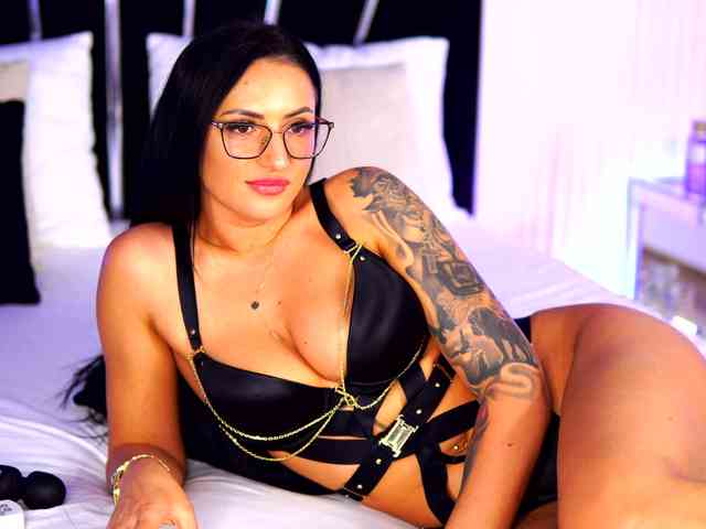 MistyWooods bongacams