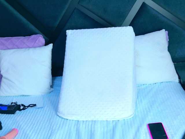 LexyRooss's BongaCams show and profile