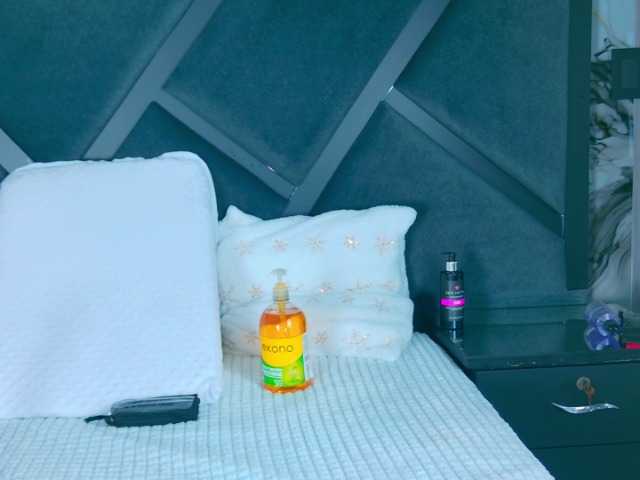 LexyRooss's BongaCams show and profile