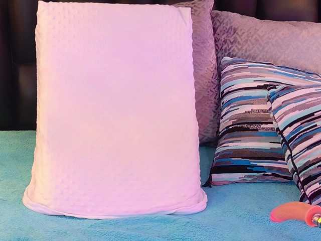 LexyRooss's BongaCams show and profile