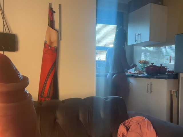 SexyBaddie's BongaCams show and profile