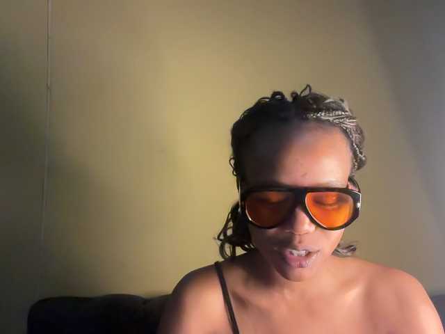 Sexy Baddie (SexyBaddie)