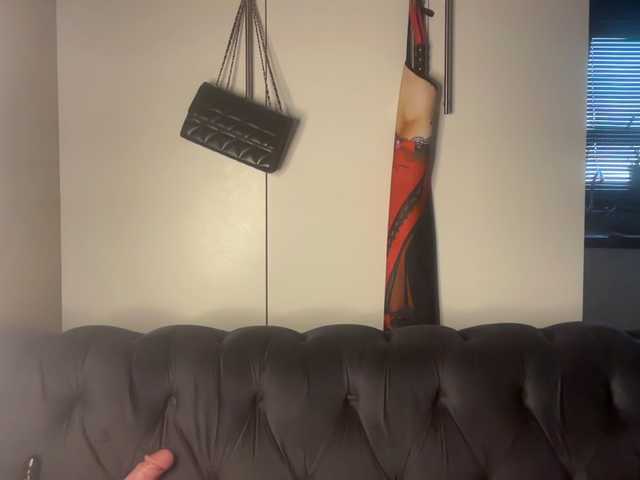 SexyBaddie's BongaCams show and profile