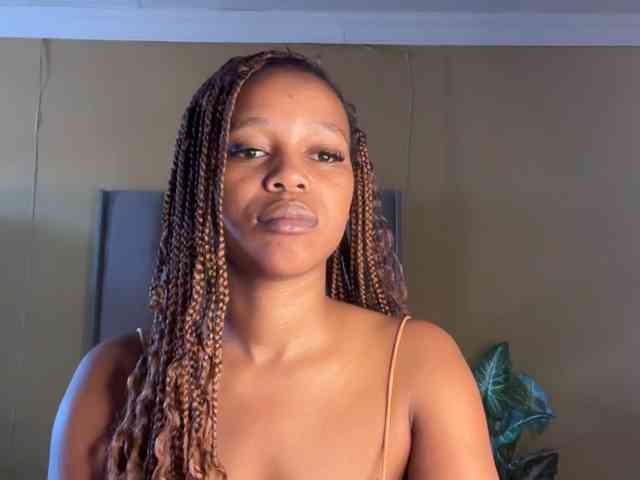 SexyBaddie webcam