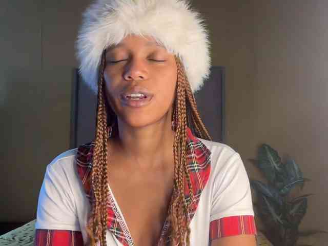 SexyBaddie webcam