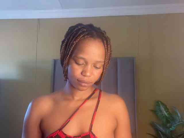 SexyBaddie webcam