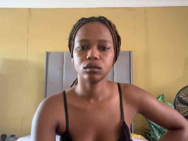 SexyBaddie webcam