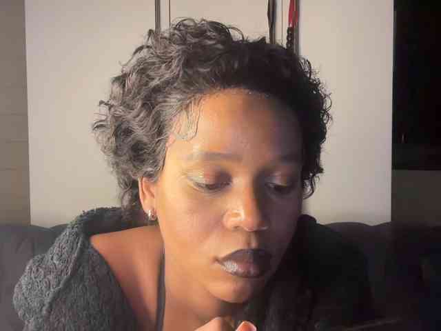 SexyBaddie Live Webcam on BongaCams