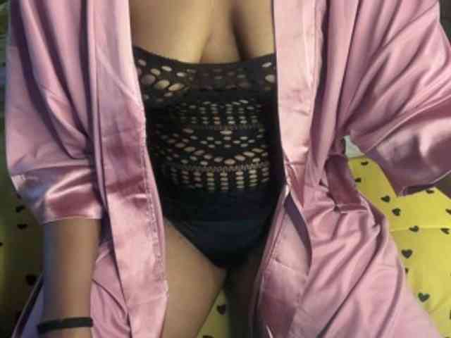 SexyBaddie webcam