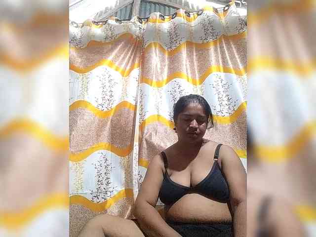 Boudipriya webcam