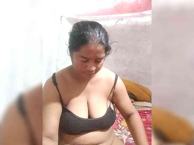 Boudipriya webcam