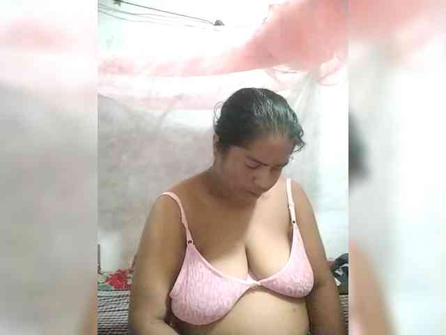Boudipriya webcam