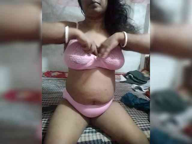Boudipriya webcam