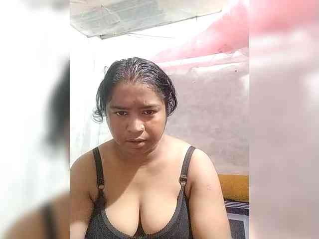 Boudipriya webcam