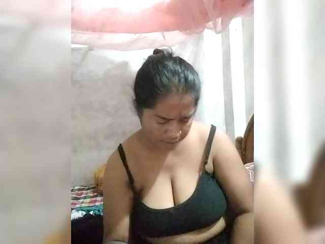 Boudipriya webcam