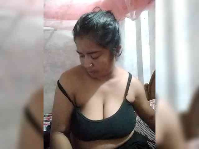Boudipriya webcam