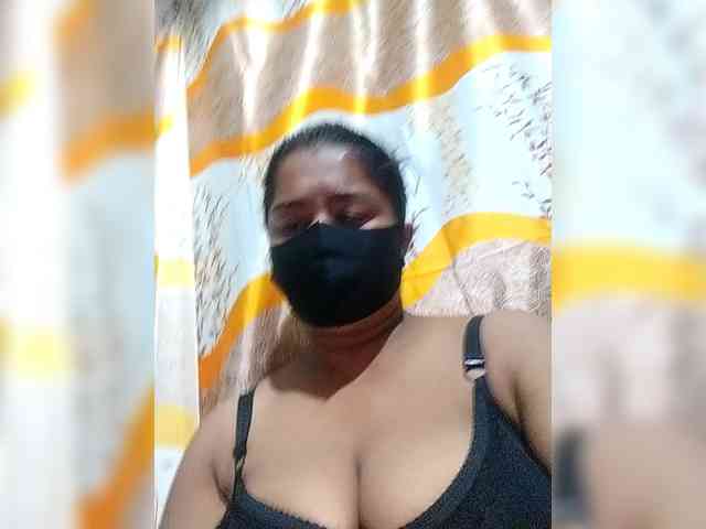 Boudipriya webcam