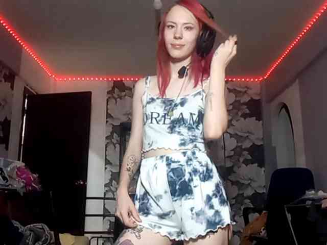 LiaCusson webcam