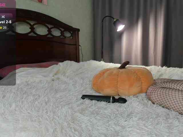 DarknessQueen webcam