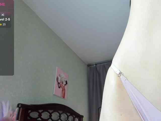 DarknessQueen webcam