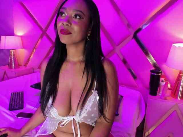 AnahisMonroe