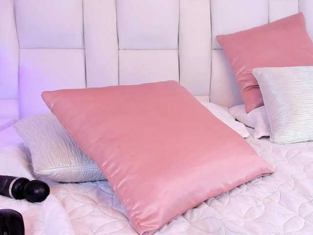 LauraFarell from BongaCams