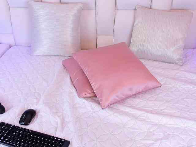 LauraFarell LauraFarell