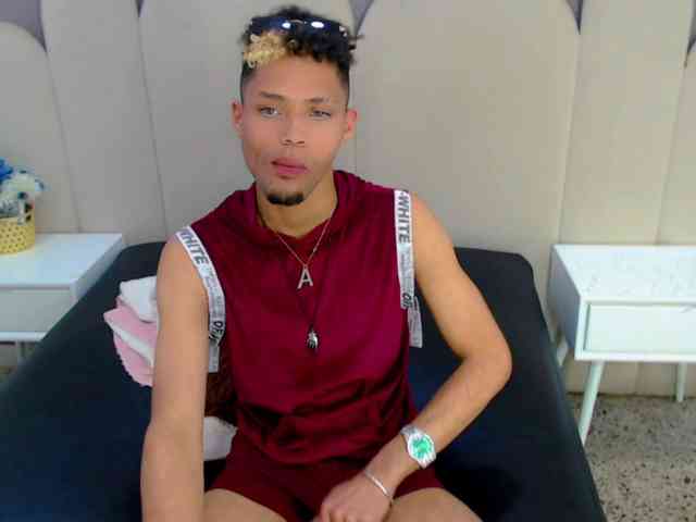 ryanbigcockk