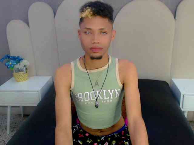 ryanbigcockk
