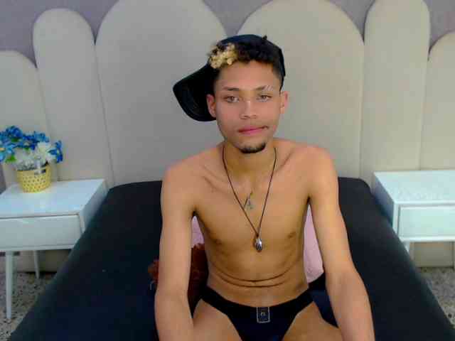 ryanbigcockk