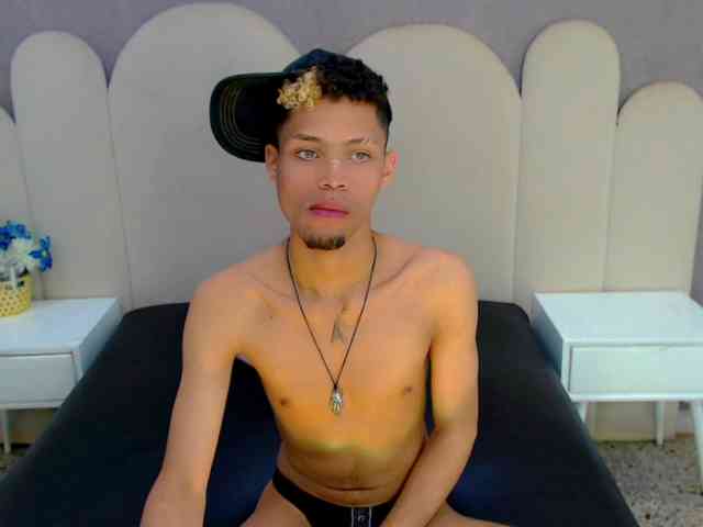 ryanbigcockk