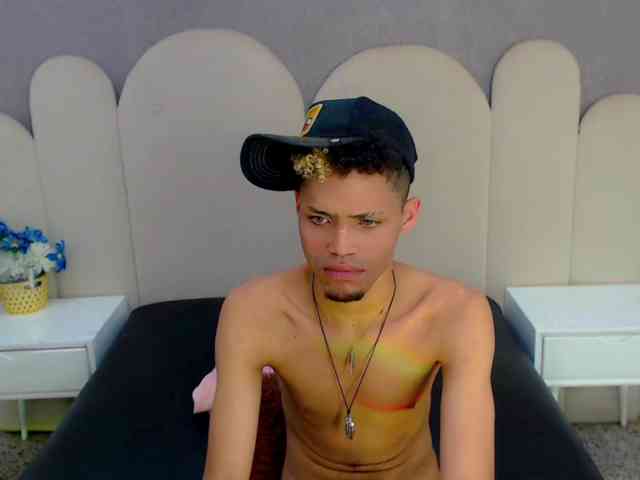 ryanbigcockk