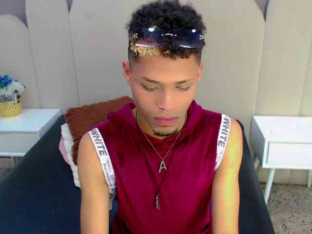 ryanbigcockk